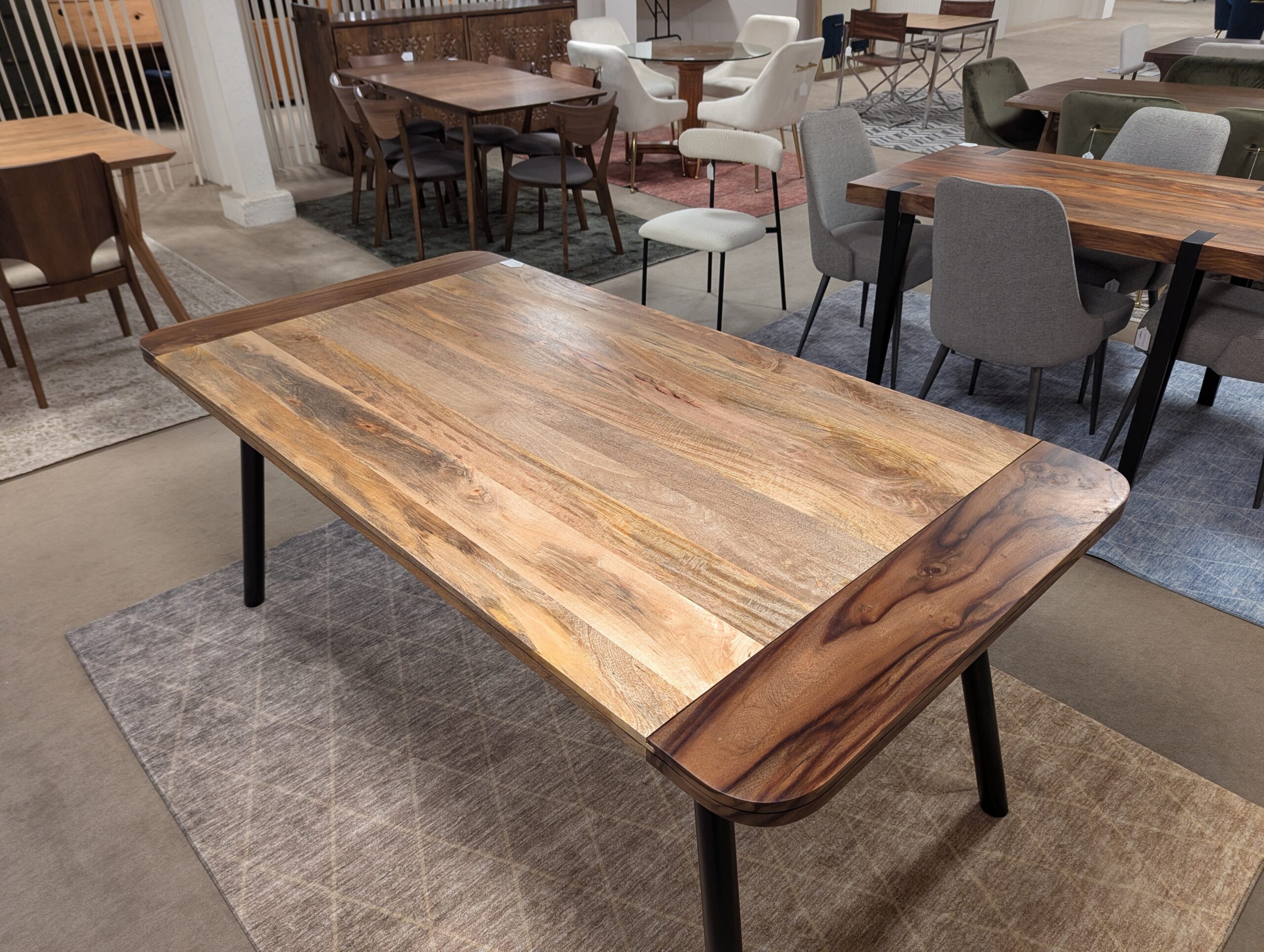 black mango dining table