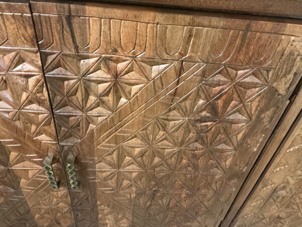 somali side board