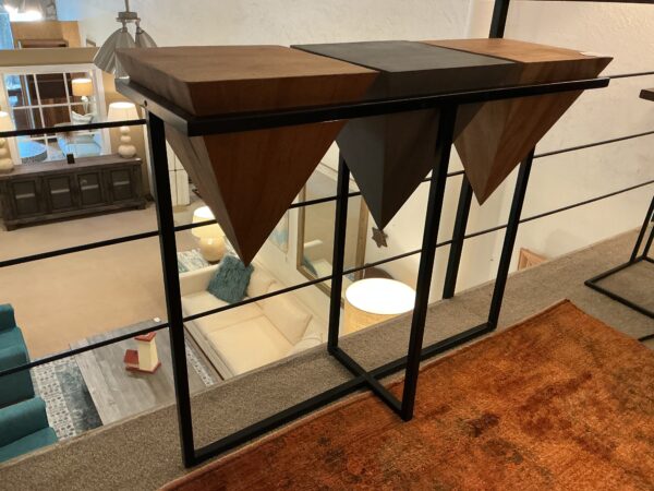 pyramid console table