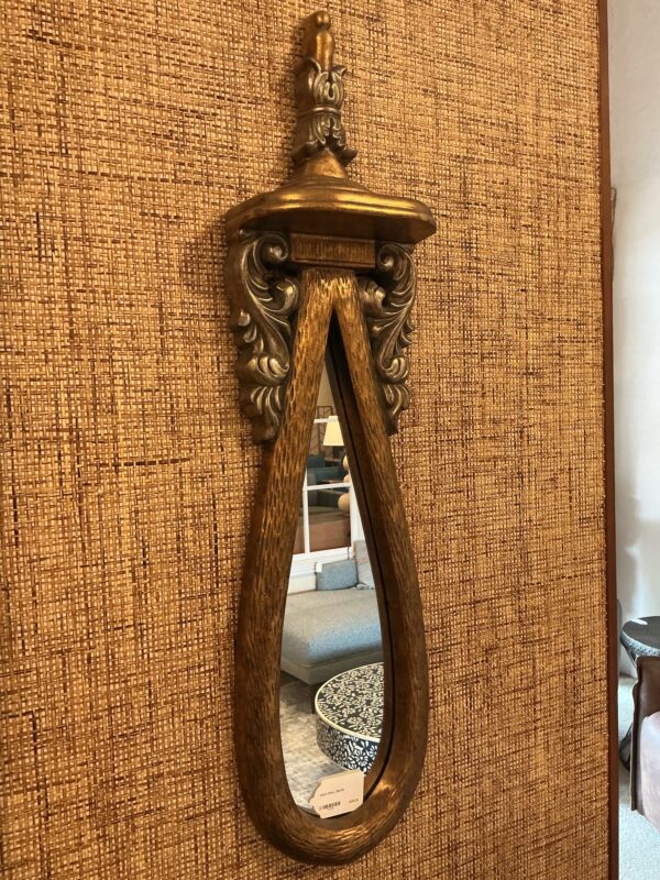 gold wall decor
