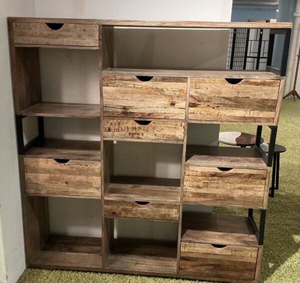 cubist 8 drawer display