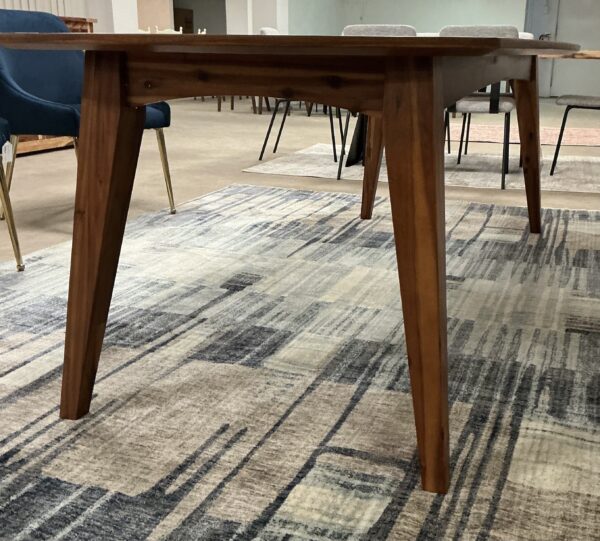 mc style dining table