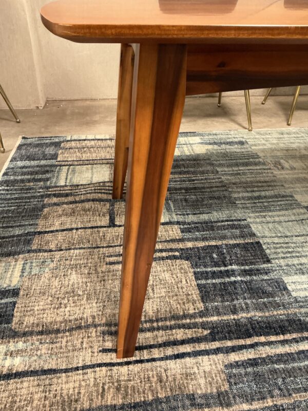mc style dining table