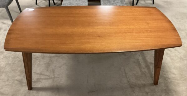 mc style dining table