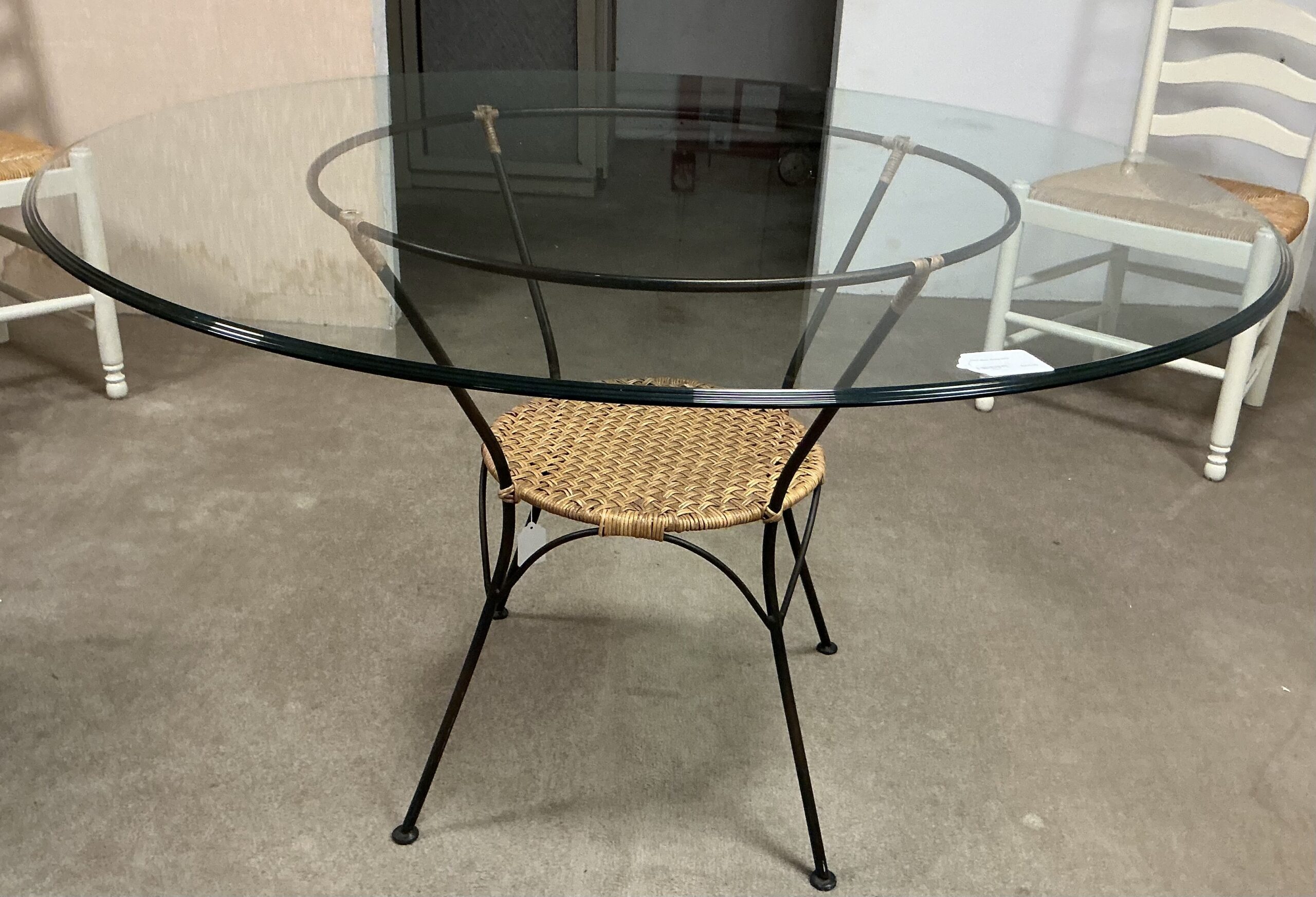 round glass dining table