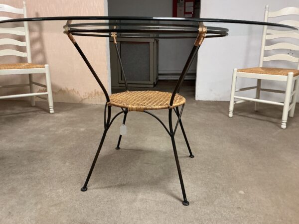 round glass dining table
