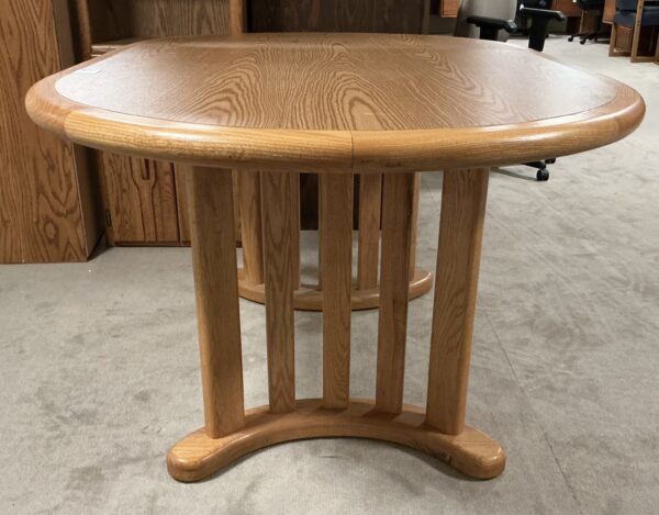 oak round t