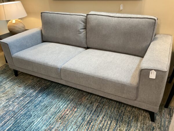 london fog sofa