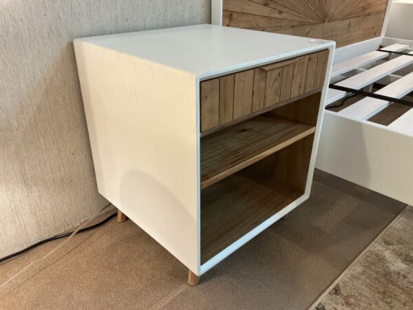 white patterned front night stand