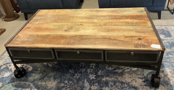 guru industrial whl coffee table