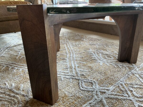 leryn coffee table