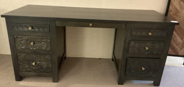 ramola desk