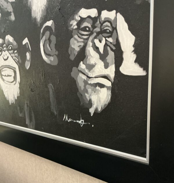 five monkeys painting