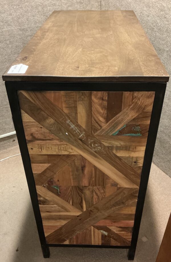 wdn iron galvan cabinet