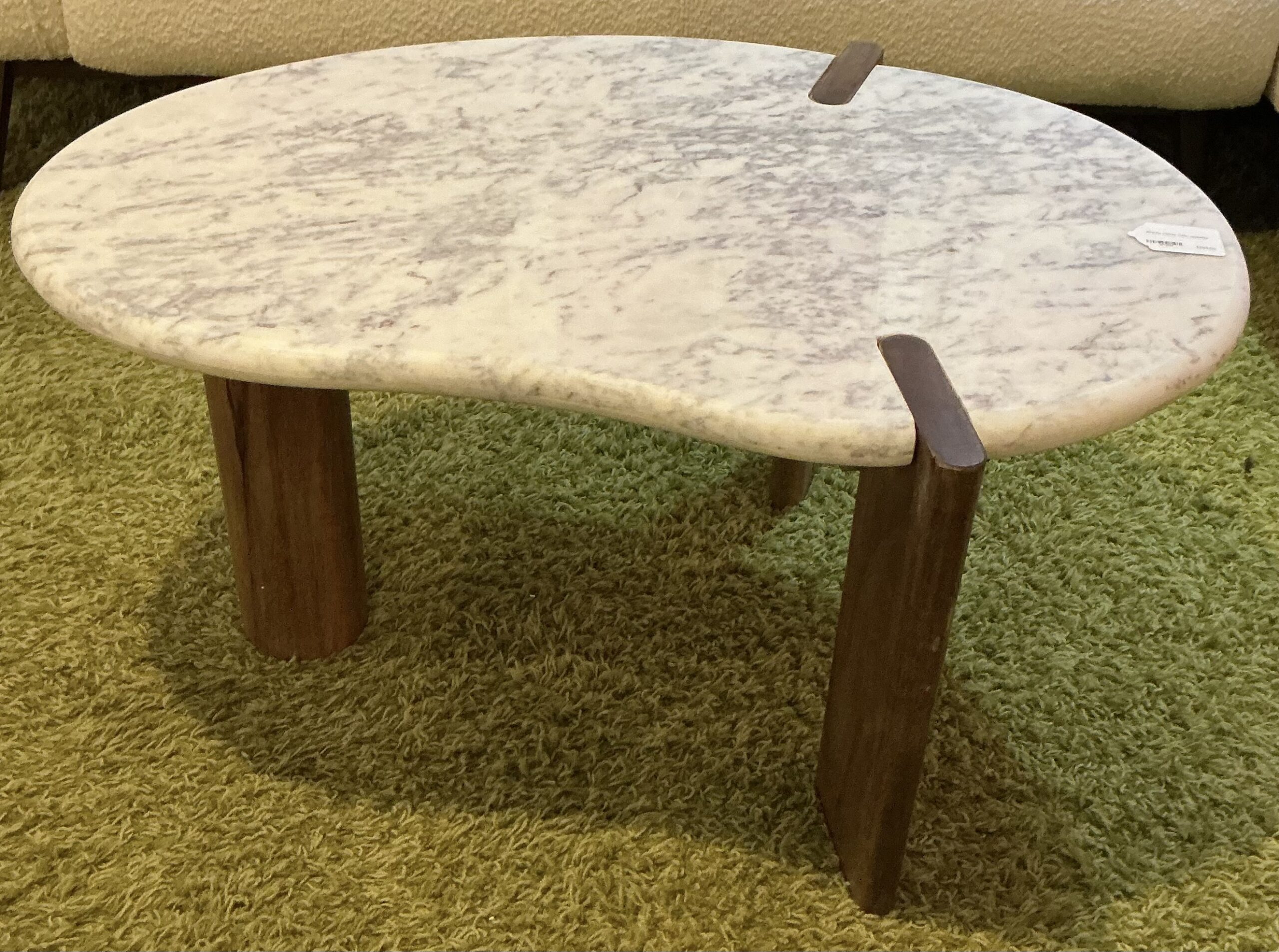 wren a coffee table