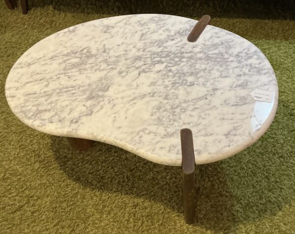 wren a coffee table