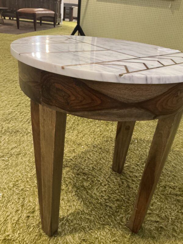 marmoreal lamp table