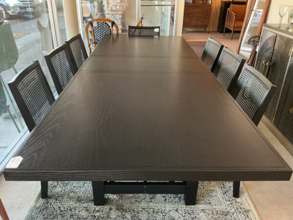 110’’ expanding table