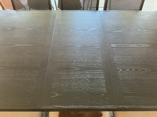 110’’ expanding table