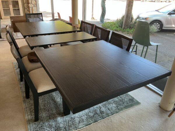 110’’ expanding table