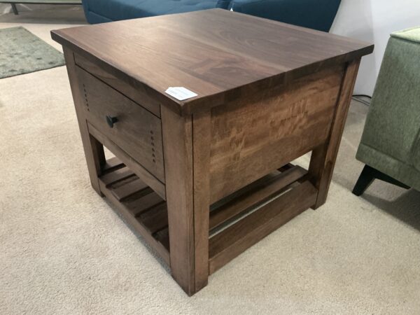 1 drawer end table