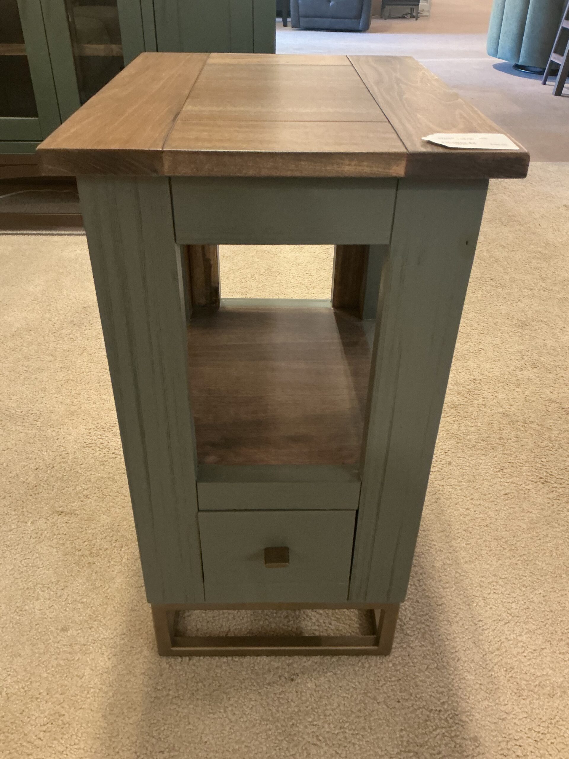 antique jade chairside table