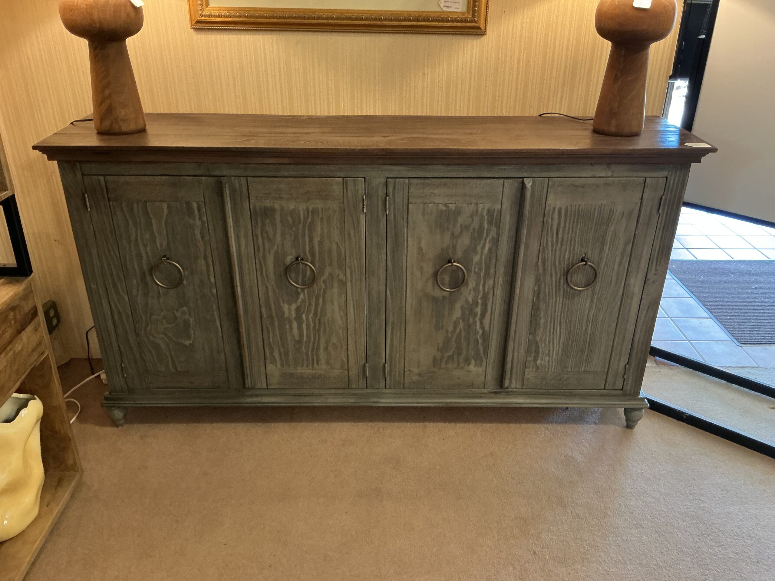 4 door console