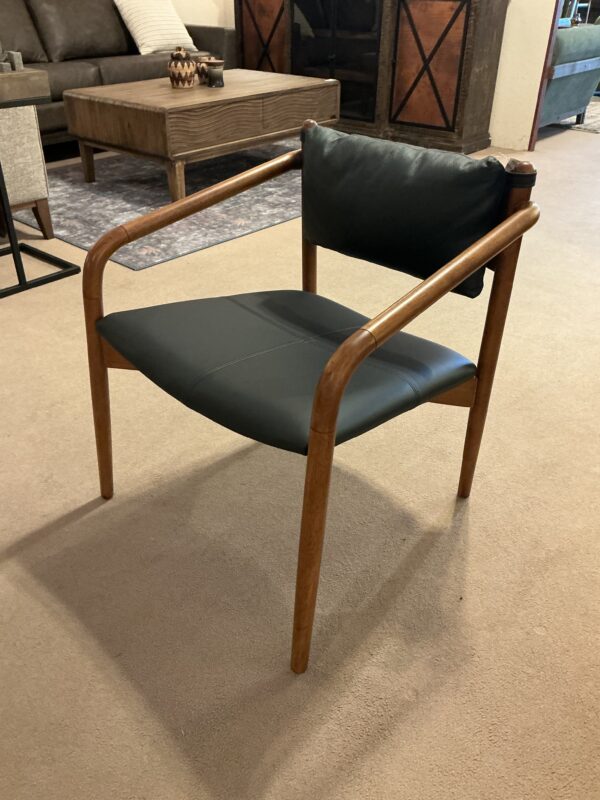 black leather lounge chair