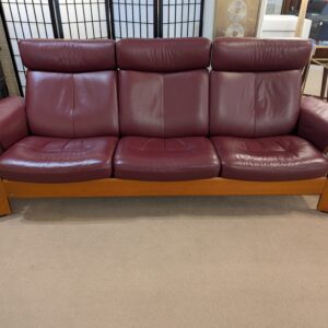 red, stressless pegasus sofa