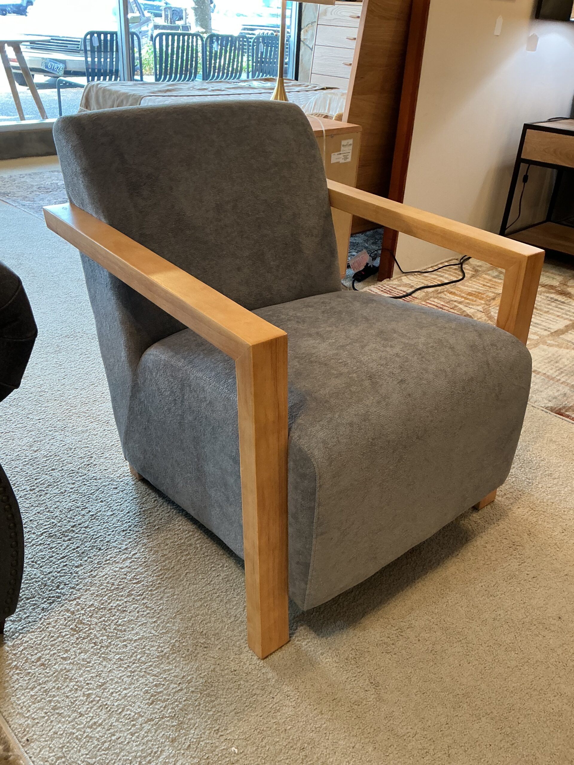 dusk accent chair