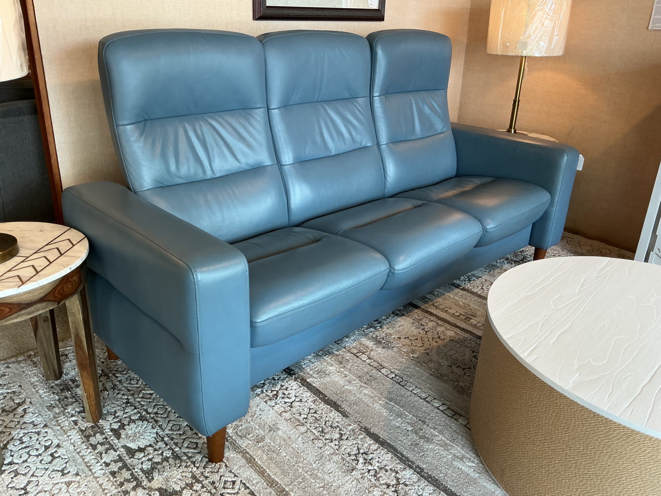 baby blue stressless sofa